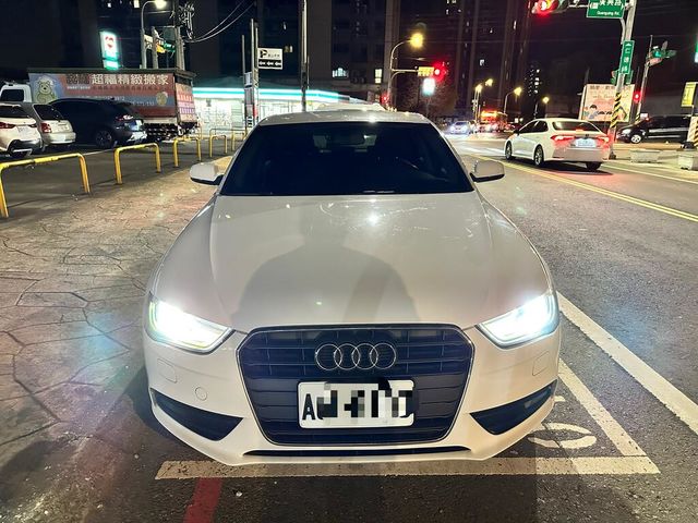 AUDI奧迪 A4  第6張相片