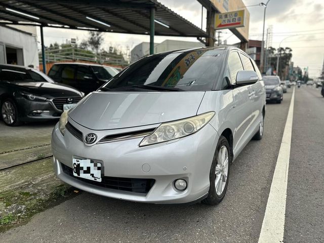 TOYOTA豐田 PREVIA  第1張相片