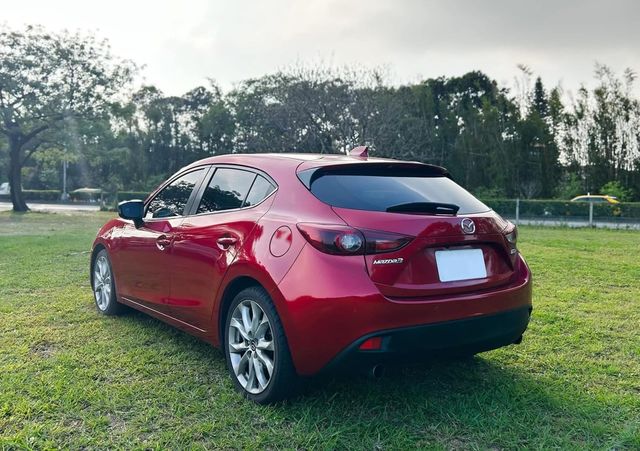 MAZDA馬自達 MAZDA 3  第2張相片