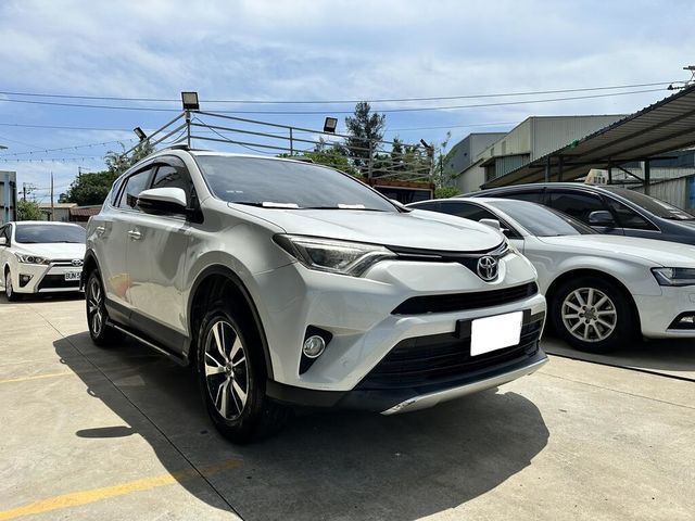TOYOTA豐田 RAV4  第1張相片