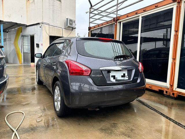 NISSAN日產 TIIDA  第2張相片