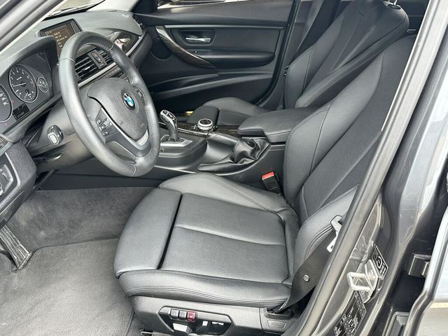 BMW寶馬 320I  第9張相片