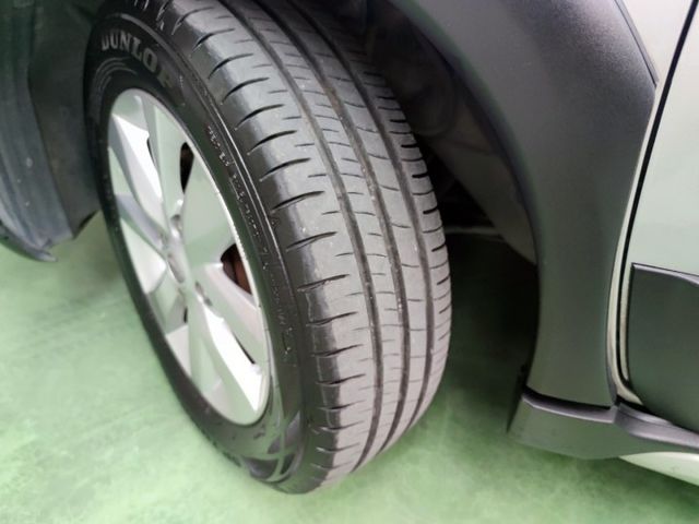 『認證』購車贈交車保養+SUM五大保固.ABS.雙前座氣囊.超划算代步車  第16張相片