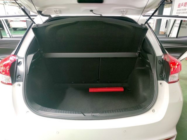 『認證』一手原鈑件.原廠保養.ABS.循跡防滑.雙系統Carplay.倒車影像.七氣囊  第17張相片