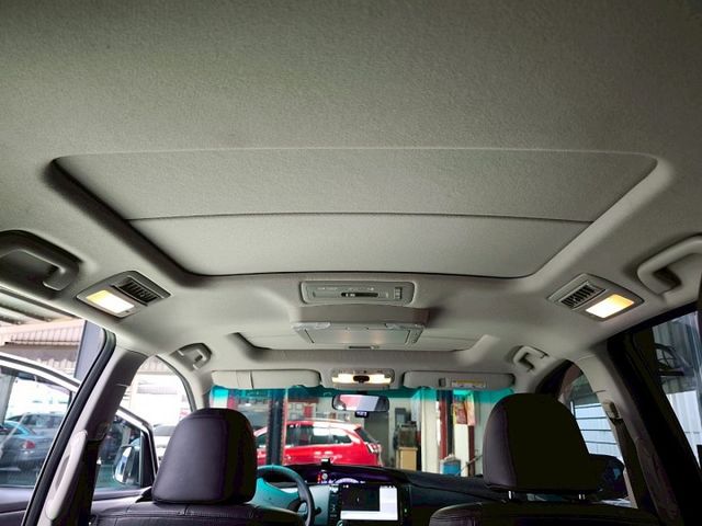 『認證』原鈑件.豪華版.安卓機Carplay.360環景.免鑰匙.LX空力套件.18吋阿法鋁圈.全景天窗.電動尾門  第16張相片