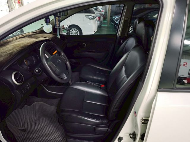 『認證』原鈑件.雙前座氣囊.預約賞車完成購車贈全新安卓機  第2張相片