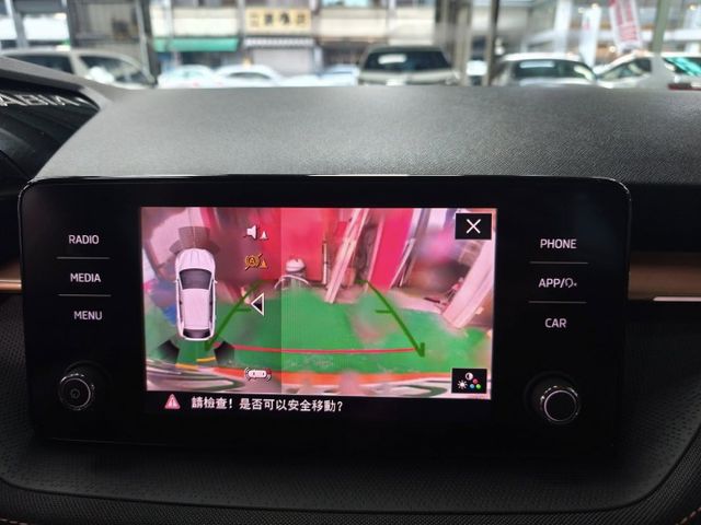 『認證』1.5渦輪.原鈑件.新車保固六年.僅跑3萬..Lv2全速域跟車.雙系統Carplay.ikey免鑰匙  第9張相片