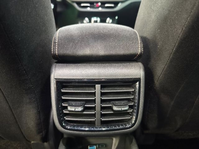 『認證』1.5渦輪.原鈑件.新車保固六年.僅跑3萬..Lv2全速域跟車.雙系統Carplay.ikey免鑰匙  第12張相片