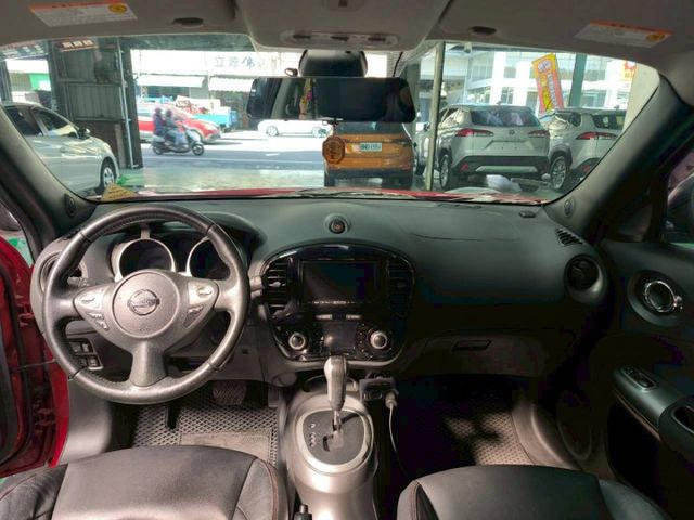 『認證』4WD渦輪版.一手車僅跑7萬公里.循跡防滑.isofix.倒車影像.雙前座電熱椅  第4張相片