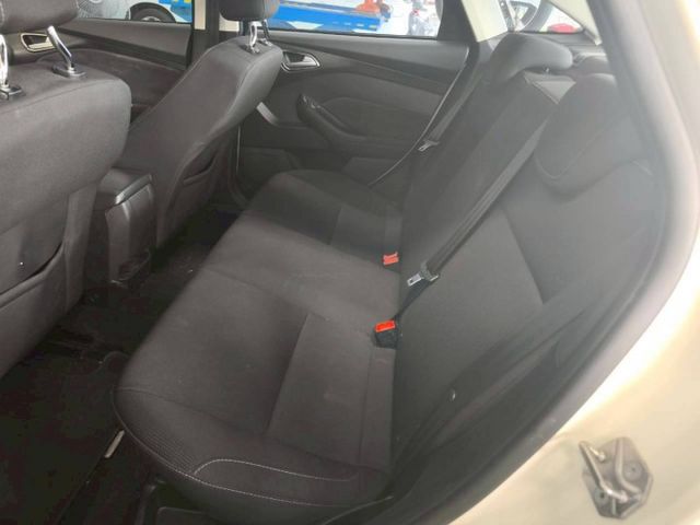 『認證』原鈑件.五大系統保固.定速.循跡防滑.安卓機.雙系統Carplay.isofix  第3張相片