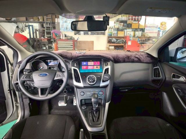 『認證』原鈑件.五大系統保固.定速.循跡防滑.安卓機.雙系統Carplay.isofix  第4張相片
