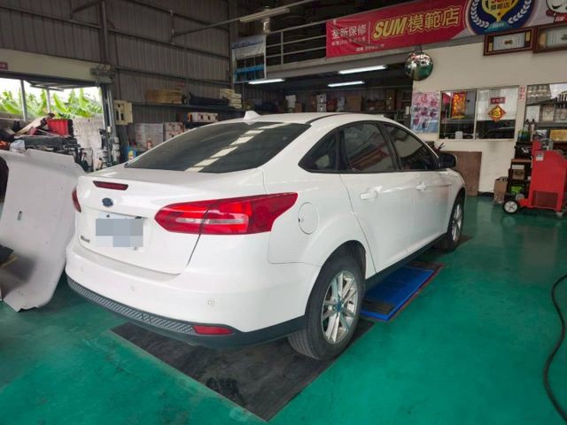 『認證』原鈑件.五大系統保固.定速.循跡防滑.安卓機.雙系統Carplay.isofix  第11張相片