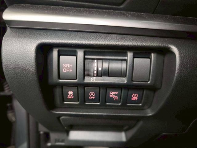 『認證』一手車原廠保養.六代小改款.EyeSight智慧防護.Acc跟車.ikey.Carplay.盲點.倒車影像  第9張相片