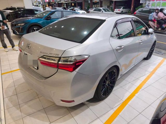 『整備中』原鈑件.ikey免鑰匙.僅跑10萬公里.藍芽.倒車影像.ABS.循跡防滑  第2張相片