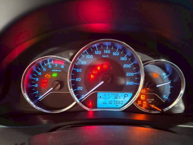 『整備中』原鈑件.ikey免鑰匙.僅跑10萬公里.藍芽.倒車影像.ABS.循跡防滑  第5張相片