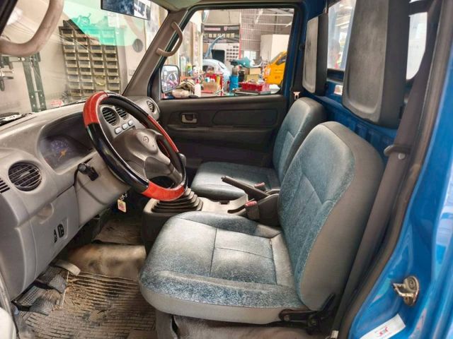 『整備中』手排.框式.四輪傳動  第3張相片