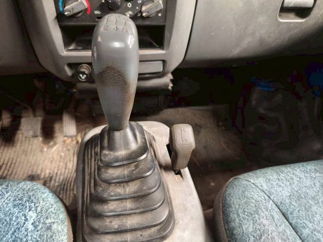 『整備中』手排.框式.四輪傳動  第5張相片