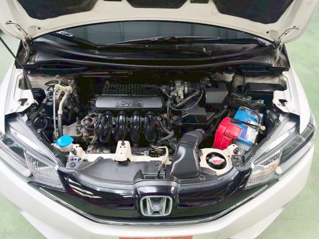 『認證』原鈑件.S版.換檔撥片.藍芽.倒車影像.定速巡航.ABS.四輪米其林  第2張相片