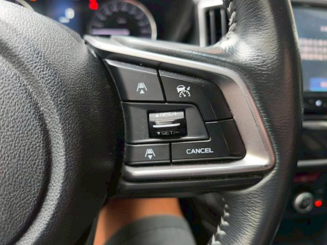 『整備中』原鈑件.EyeSight智慧防護.Acc跟車.ikey.Carplay.盲點.倒車影像.換檔撥片.  第11張相片