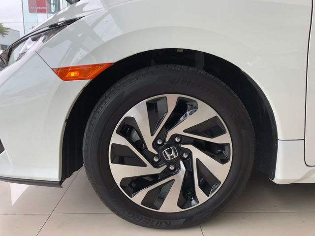 HONDA本田 CIVIC  第4張相片