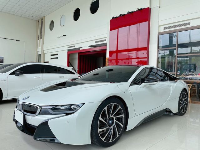 Bmw I8 的價格 Findcar 找車網