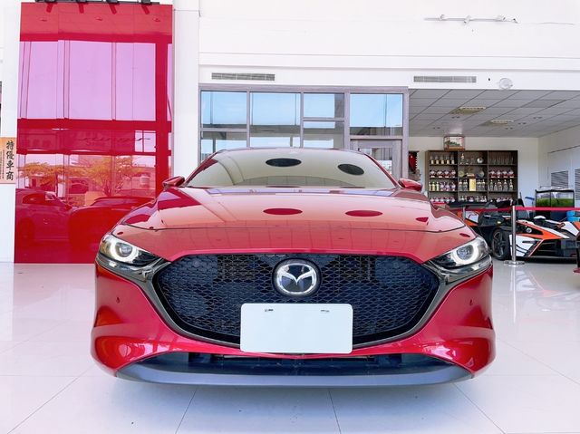 MAZDA馬自達 MAZDA 3  第2張相片