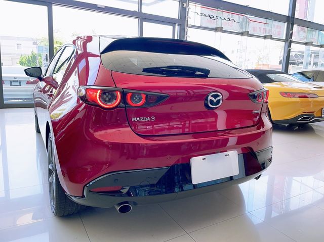 MAZDA馬自達 MAZDA 3  第19張相片