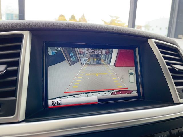M-BENZ賓士 ML400  第11張相片