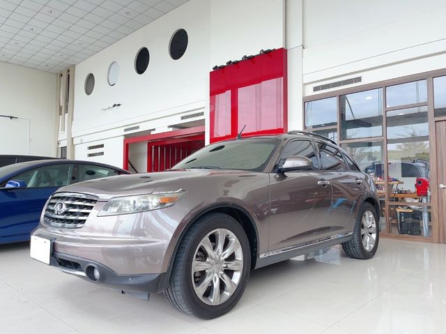 INFINITI無限 FX35  第1張相片