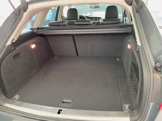 AUDI奧迪 A4 AVANT  第17張相片