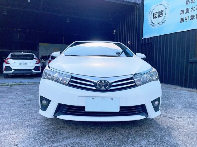 TOYOTA豐田 ALTIS  第2張相片