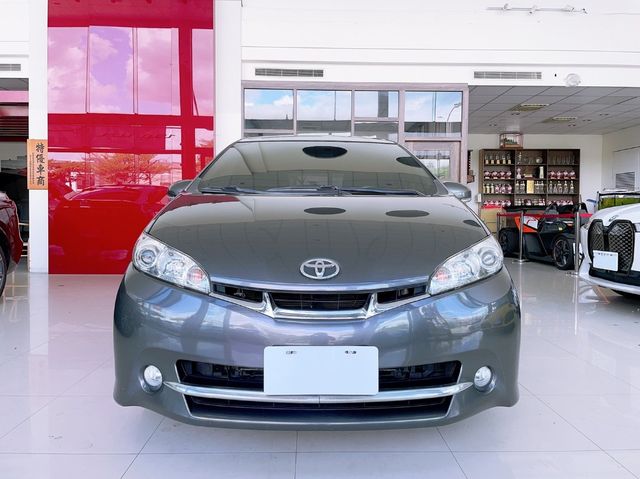 TOYOTA豐田 WISH  第2張相片