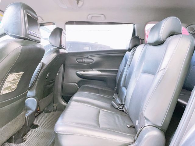TOYOTA豐田 WISH  第13張相片
