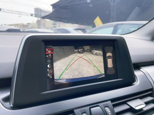BMW寶馬 218I  第8張相片