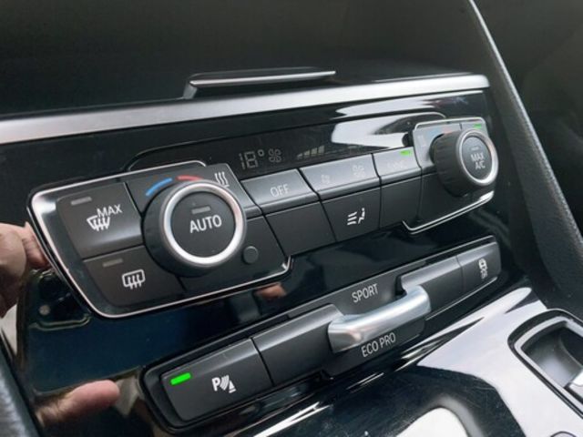 BMW寶馬 218I  第10張相片