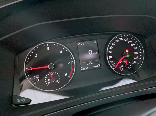 VOLKSWAGEN福斯 T6 CARAVELLE  第6張相片