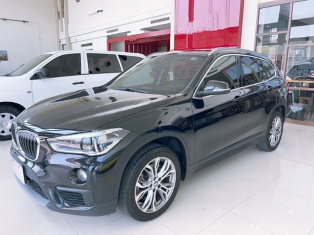 BMW寶馬 X1  第1張相片