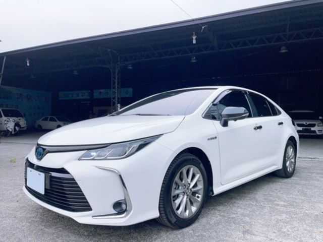 TOYOTA豐田 ALTIS  第1張相片