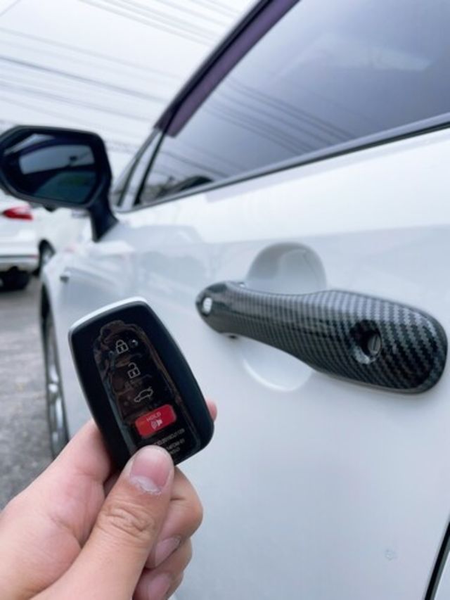 TOYOTA豐田 ALTIS  第6張相片