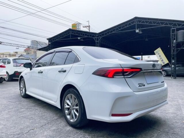 TOYOTA豐田 ALTIS  第18張相片
