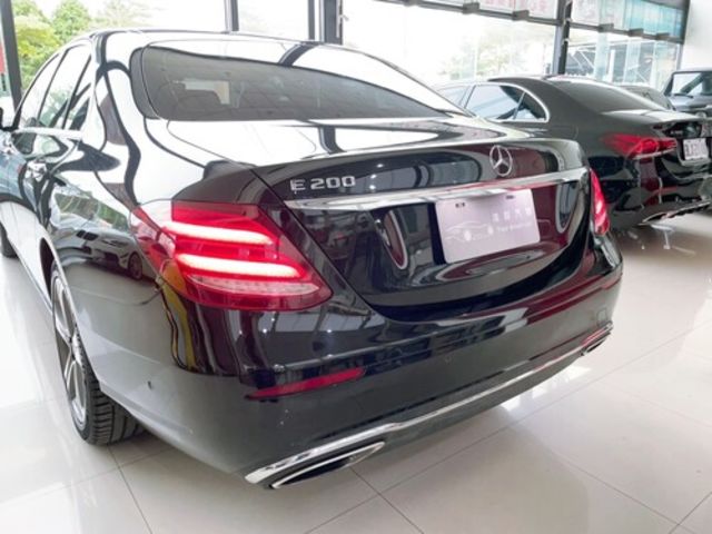 M-BENZ賓士 E200  第18張相片