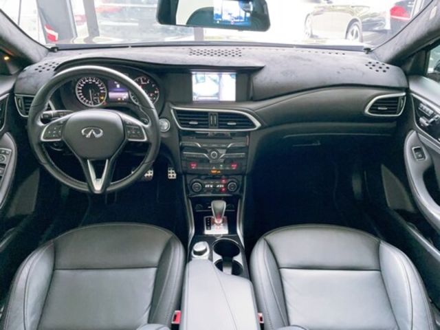 INFINITI無限 Q30  第14張相片