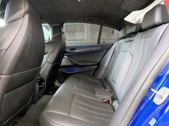 BMW寶馬 M5 SEDAN  第17張相片