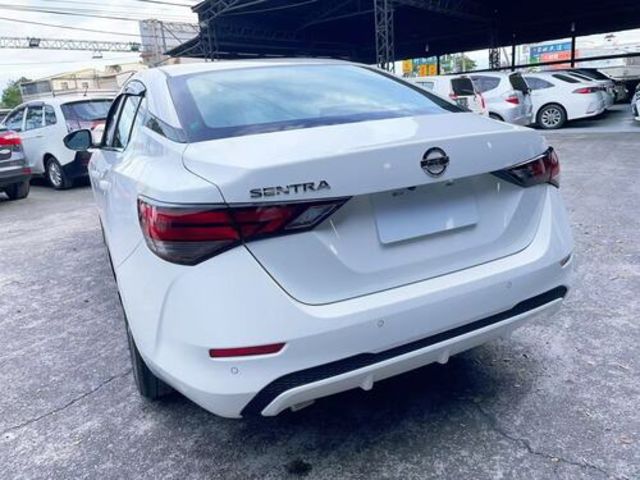 NISSAN日產 SENTRA  第16張相片