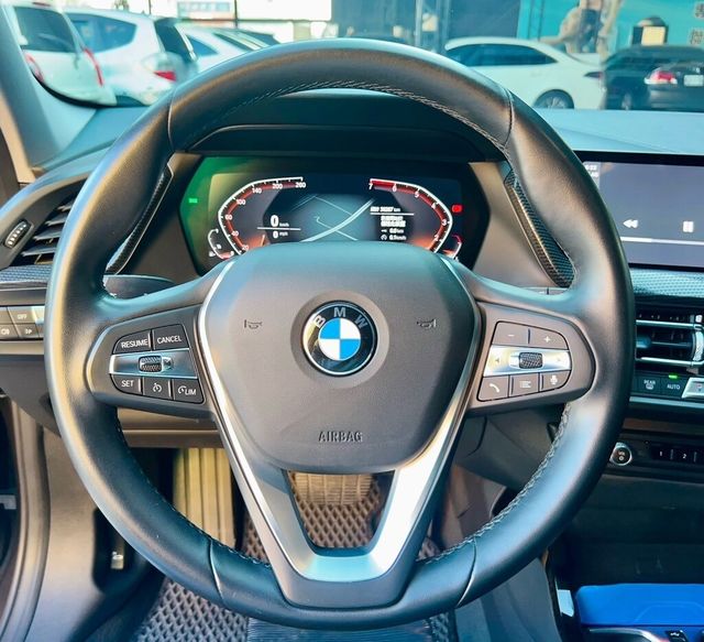 BMW寶馬 118  第8張相片
