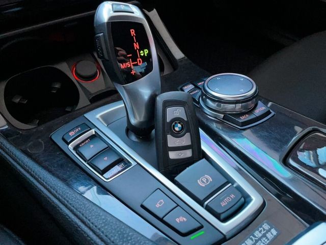 BMW寶馬 520I  第10張相片