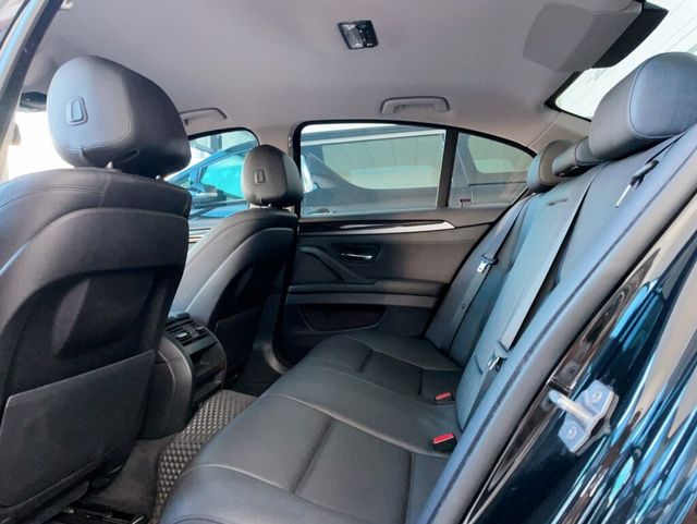BMW寶馬 520I  第12張相片