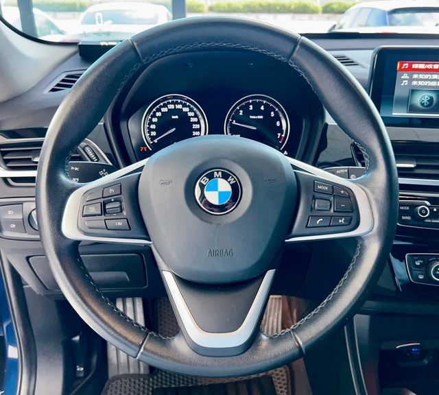 BMW寶馬 X1  第8張相片