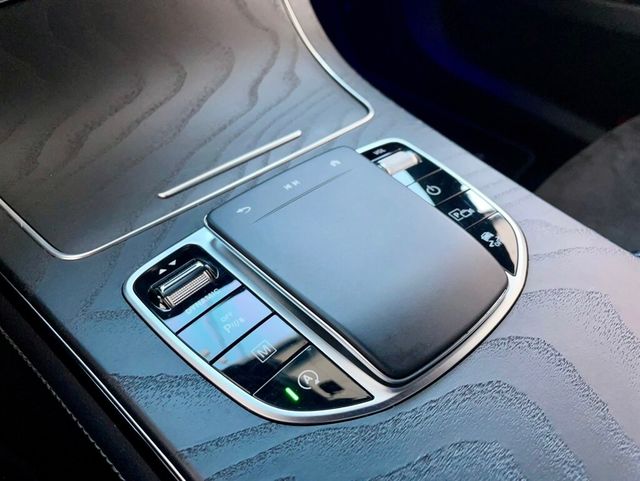 M-BENZ賓士 GLC300  第13張相片