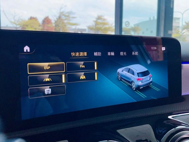 M-BENZ賓士 A180  第10張相片